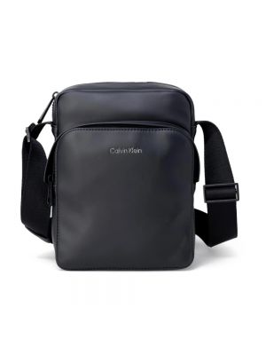 Czarna torba na ramię skórzana Calvin Klein