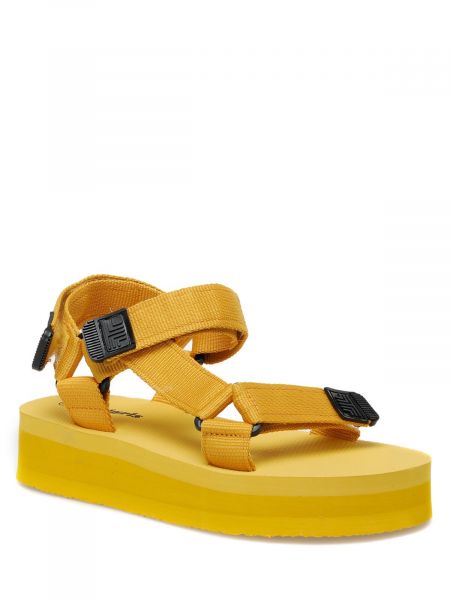 Sandále Polaris žltá
