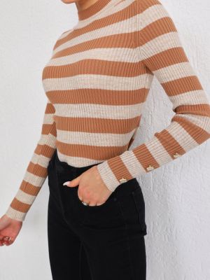 Pruhovaný sveter na gombíky Bi̇keli̇fe hnedá