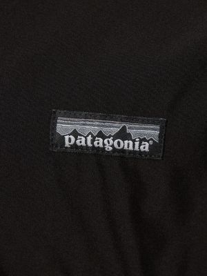 Péřová bunda Patagonia černá