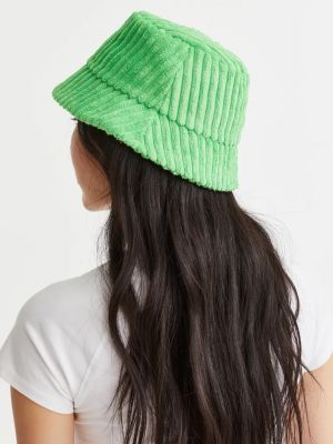 Вельветовая шапка H&m зеленая