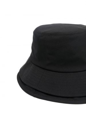 Vilnonis kepurė Sacai juoda