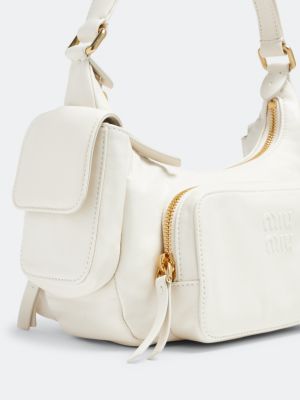 Кожаная сумка с карманами Miu Miu белая