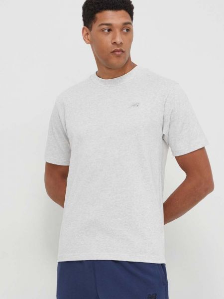 Bavlněné tričko s aplikacemi New Balance šedé