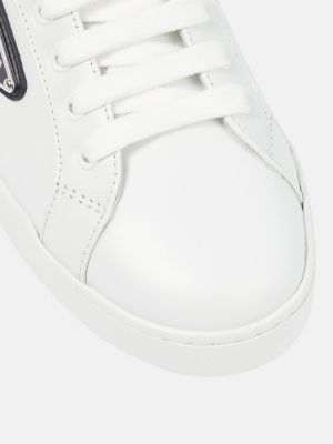 Sneakersy skórzane Prada białe