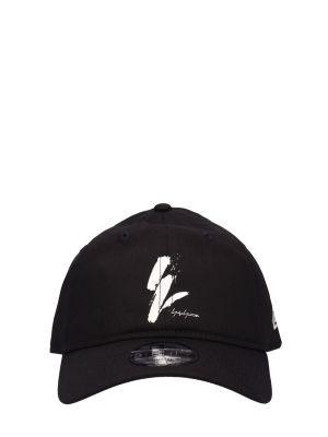 Памучна шапка с козирки Yohji Yamamoto черно