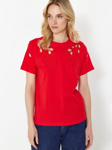 Плетена базова тениска бродирана Trendyol червено