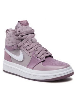 Tenisky Nike Jordan růžové