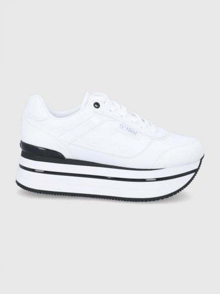 Białe sneakersy na platformie Guess