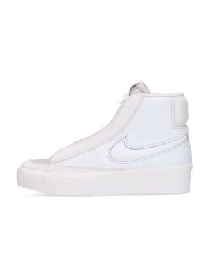 Białe sneakersy Nike Phantom