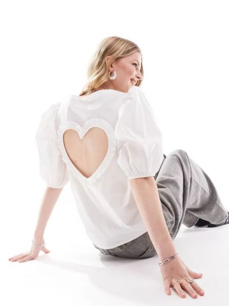 Блузка с v-образным вырезом с сердечками Monki белая
