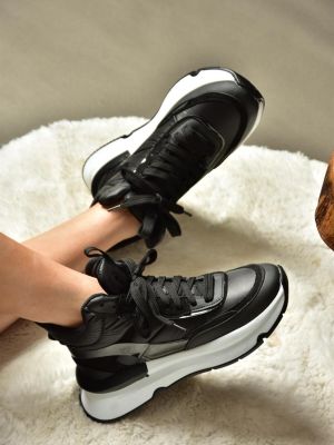 Superge Fox Shoes črna