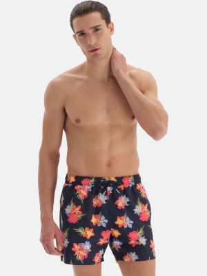 Kratke hlače s cvetličnim vzorcem Dagi
