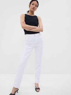 Priliehavé džínsy s rovným strihom Gap biela