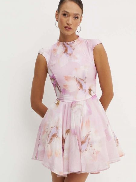 Rozkloszowana sukienka Bardot różowa