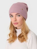 Рожеві жіночі шапки