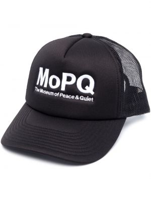 Мрежеста шапка с козирки бродирана Museum Of Peace & Quiet черно