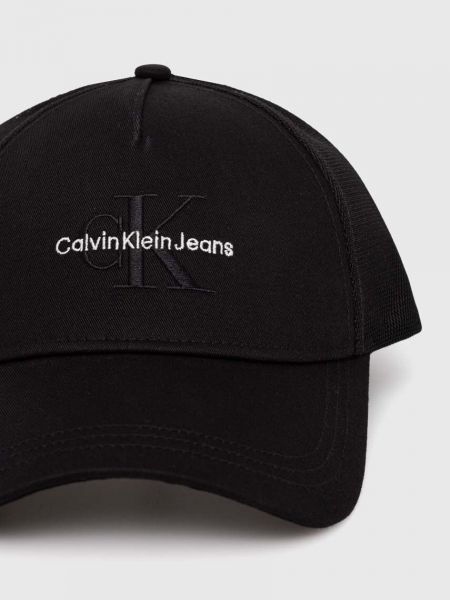 Kapa Calvin Klein Jeans crna