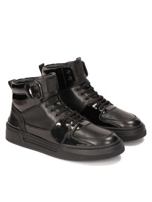 Ilgaauliai batai Kazar juoda