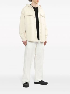 Džínová bunda s třásněmi s kapucí Izzue bílá
