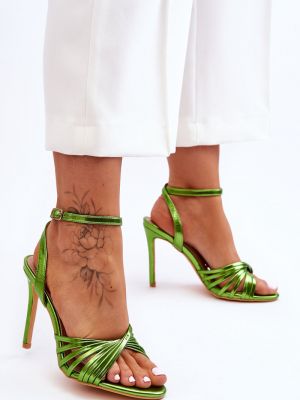 Aukštakulniai sandalai ant kulniuko Kesi žalia