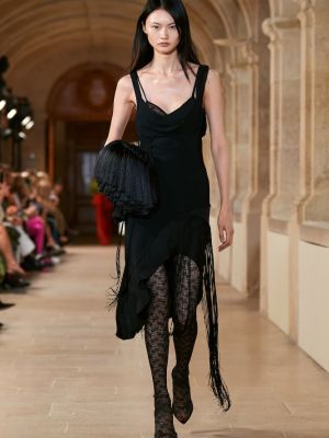 Aszimmetrikus ruha rojtokkal Victoria Beckham fekete