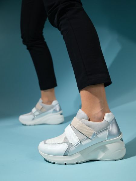 Sneakers με σκρατς Luvishoes