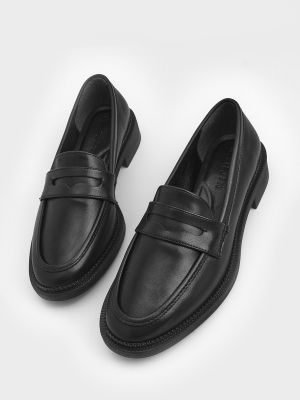 Czarne loafers Marjin