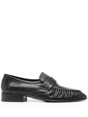 Pantofi loafer din piele plisate The Row negru