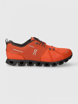 Оранжевые кроссовки On Running