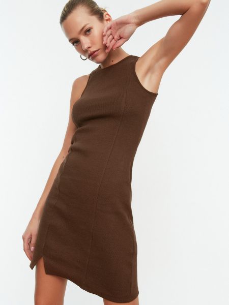 Сукня міді Trendyol коричнева