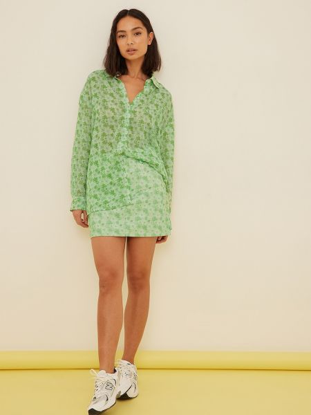 Джинсовая юбка в цветочек с принтом Na-kd зеленая