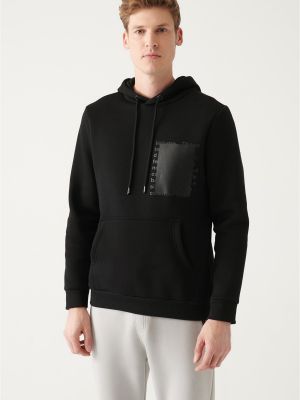 Flīsa kapučdžemperis ar apdruku Avva melns