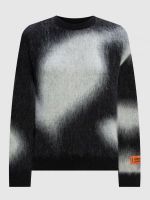 Женские свитеры с абстрактным узором