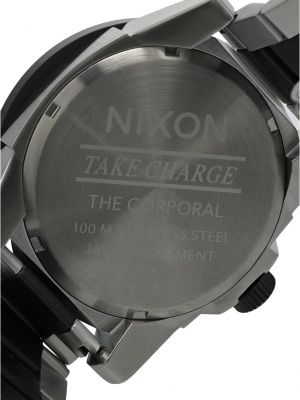 Часы Nixon серебряные