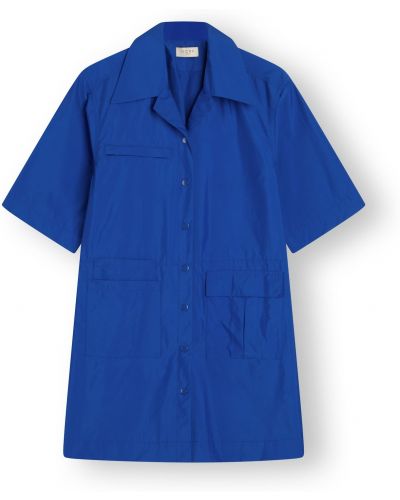 Jednofarebné nylonové priliehavé košeľové šaty Norr - modrá