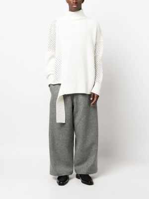 Sweter asymetryczny Sulvam biały