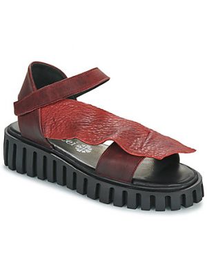 Czerwone sandały Papucei