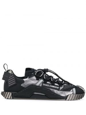 Sneakersy
