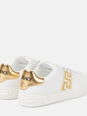 Sneakers ricamati di pelle di ecopelle Versace bianco
