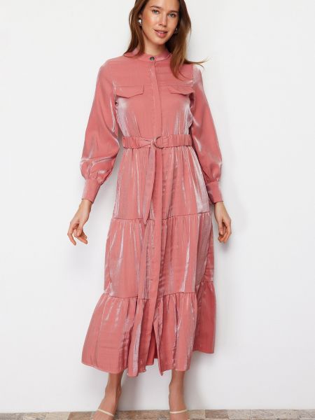 Pletené saténové šaty s volány Trendyol růžové