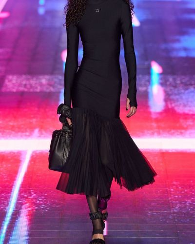 Неопренова миди рокля от тюл Dolce & Gabbana черно