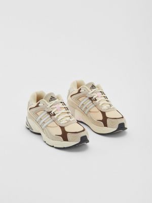 Низкие кроссовки Adidas Originals бежевые