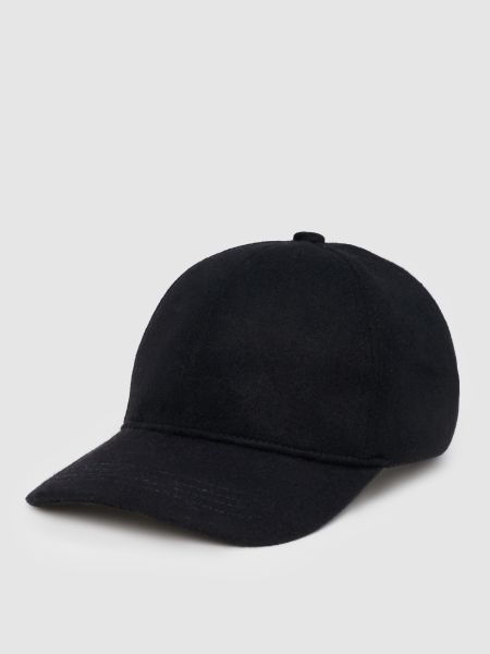 Чорна кепка Arber