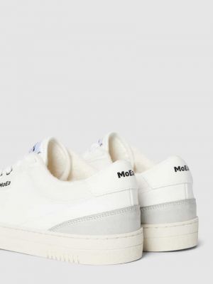 Sneakersy Moea białe