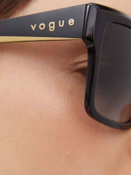Sončna očala Vogue črna
