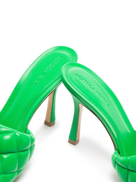 Pikowane sandały skórzane Bottega Veneta zielone
