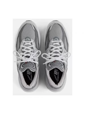Sneakersy zamszowe skórzane z siateczką New Balance szare