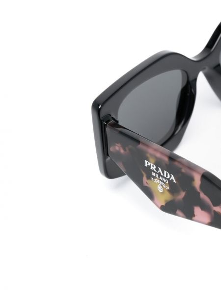 Okulary przeciwsłoneczne z nadrukiem w panterkę Prada Eyewear czarne