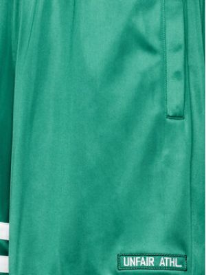 Priliehavé športové šortky Unfair Athletics zelená